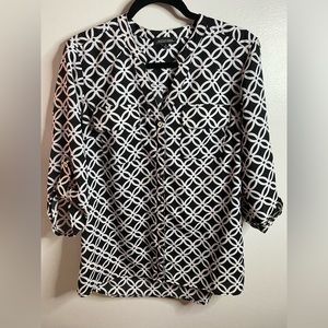 Size Small Rolled Sleeve Blouse